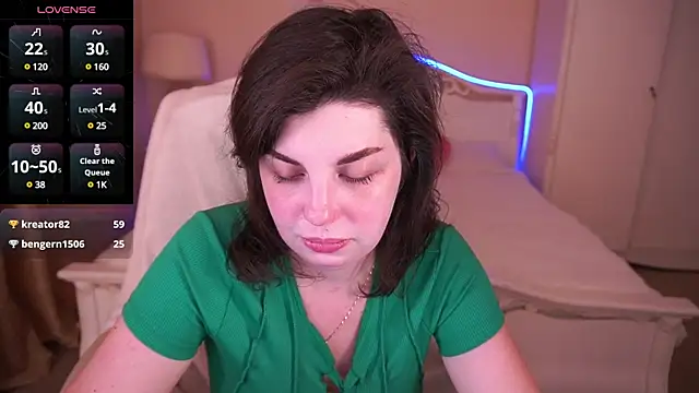 MirandaWong online show from February 5, 2025, 9:25 am