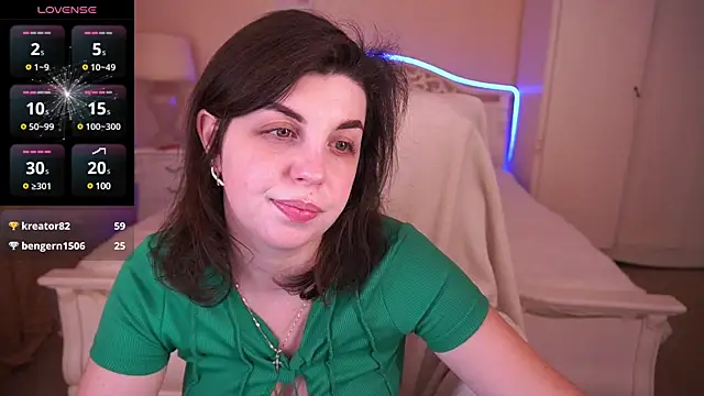 MirandaWong online show from February 5, 2025, 12:27 pm