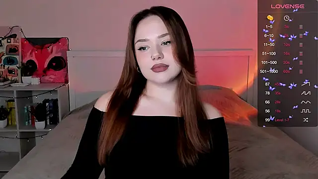 LittleKiitten online show from October 19, 2025, 1:45 pm