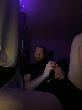 Johndoe2292 online show from October 7, 2025, 2:03 pm