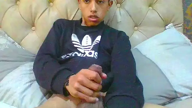 danuel23 online show from December 18, 2025, 8:04 pm