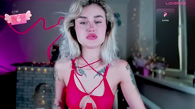 Snapshot of _Ravenaa chatting on December 25, 2024, 7:14 am Ravenaa online show from December 25, 2024, 7:14 am