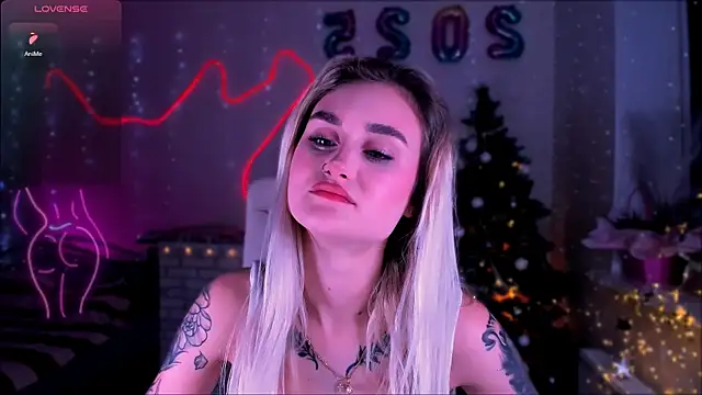 Snapshot of _Ravenaa chatting on January 10, 2025, 2:34 pm Ravenaa online show from January 10, 2025, 2:34 pm