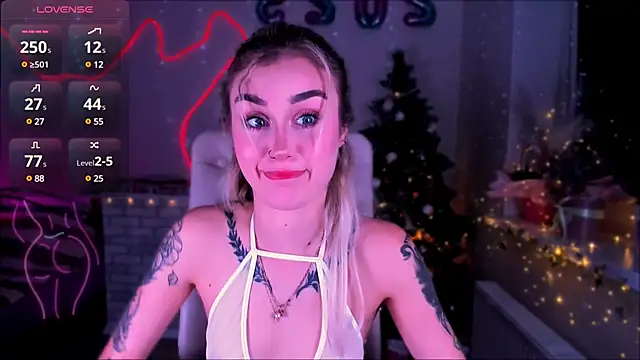 Snapshot of _Ravenaa chatting on January 11, 2025, 1:43 pm Ravenaa online show from January 11, 2025, 1:43 pm