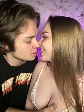 Family-Mm1 online show from February 10, 2026, 11:47 am