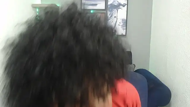 Snapshot of vainillaplaypussy chatting on October 21, 2025, 12:28 pm vainillaplaypussy online show from October 21, 2025, 12:28 pm