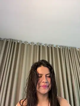 Alice Biel online show from June 20, 2026, 1:25 pm