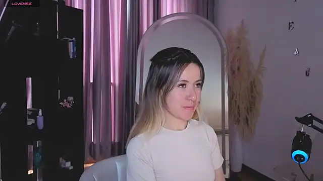 sexfire lalita online show from November 27, 2025, 3:58 pm