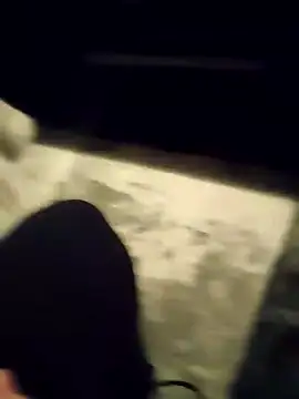 Snapshot of Warumnicht1980 chatting on March 21, 2025, 12:18 am Warumnicht1980 online show from March 21, 2025, 12:18 am