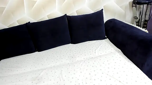 Snapshot of Sweet_Lanaaaaa chatting on February 24, 2026, 2:48 pm Sweet Lanaaaaa online show from February 24, 2026, 2:48 pm