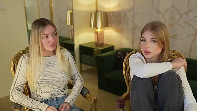 Snapshot of Stacy054 chatting on October 8, 2025, 10:57 am Stacy054 online show from October 8, 2025, 10:57 am