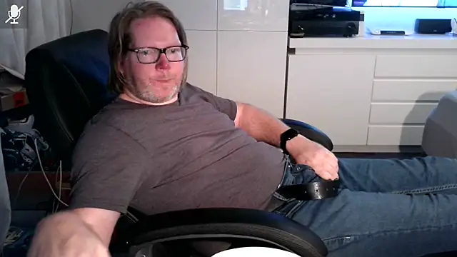 VSteph online show from September 8, 2025, 7:13 pm