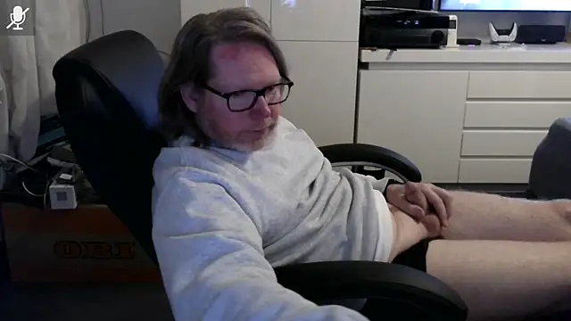 VSteph online show from April 9, 2026, 10:26 pm