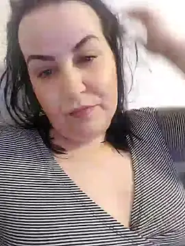 Snapshot of Tamara1955 chatting on February 5, 2025, 11:50 pm Tamara1955 online show from February 5, 2025, 11:50 pm