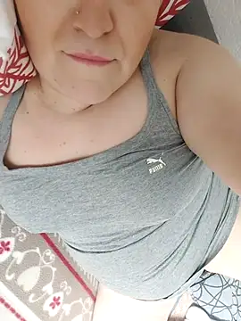 Snapshot of Tamara1955 chatting on February 10, 2025, 10:53 am Tamara1955 online show from February 10, 2025, 10:53 am