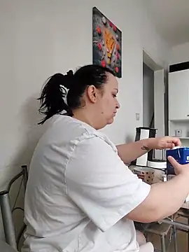 Snapshot of Tamara1955 chatting on February 22, 2025, 9:34 am Tamara1955 online show from February 22, 2025, 9:34 am