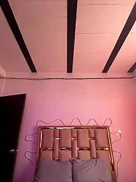 nina carther online show from September 12, 2025, 1:55 pm