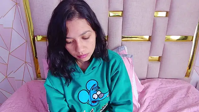 nina carther online show from April 1, 2026, 1:41 pm