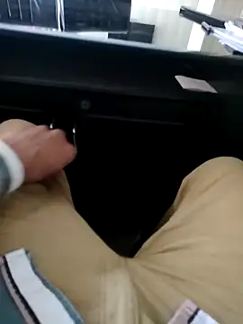 Snapshot of Delhi28 chatting on October 23, 2025, 10:14 am Delhi28 online show from October 23, 2025, 10:14 am