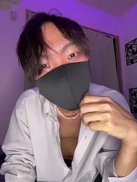 Snapshot of UKI06 chatting on January 15, 2025, 4:21 pm UKI06 online show from January 15, 2025, 4:21 pm