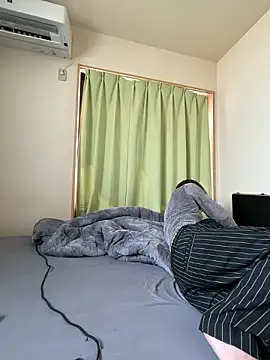 UKI06 online show from February 14, 2026, 4:09 am