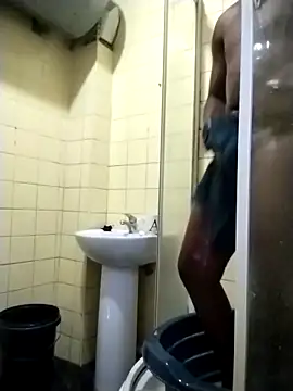 Polygamist online show from September 19, 2025, 5:42 am