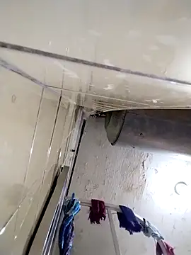 Snapshot of Polygamist chatting on February 14, 2026, 12:46 pm Polygamist online show from February 14, 2026, 12:46 pm