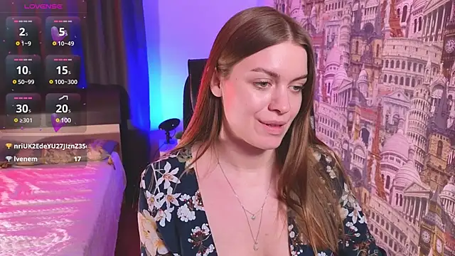 Lovella Lips online show from February 13, 2025, 2:20 pm