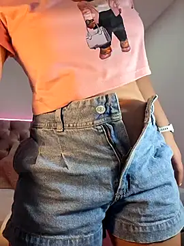 Anal Luucia online show from October 2, 2025, 12:34 pm