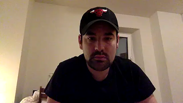 benjul63 online show from January 24, 2025, 6:35 pm