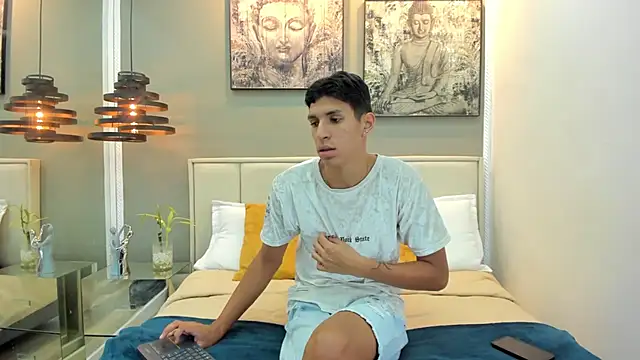 kieran derek online show from November 5, 2025, 3:17 am