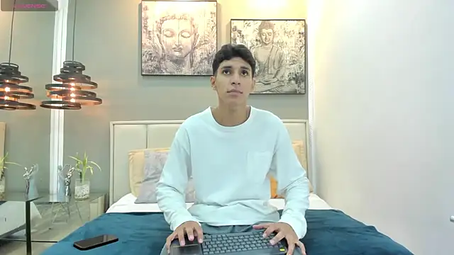 kieran derek online show from December 14, 2025, 3:34 am