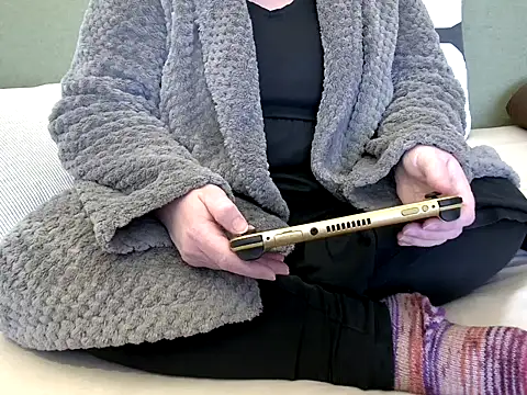 Snapshot of MarthaBriest chatting on April 5, 2026, 7:38 am MarthaBriest online show from April 5, 2026, 7:38 am