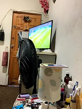 Johnras121 online show from November 2, 2025, 6:21 pm