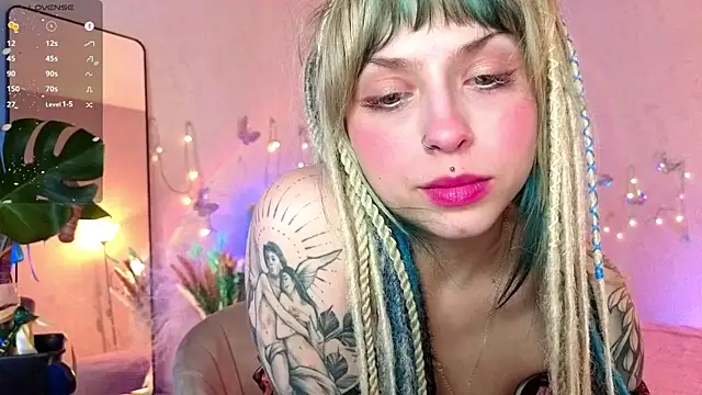 lavenderluxe online show from April 4, 2026, 3:20 pm