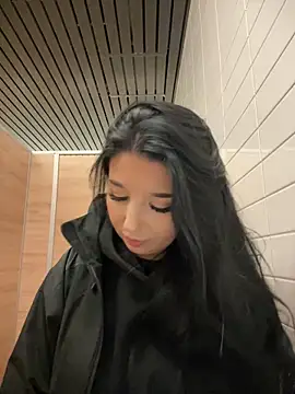 Tisha Busty online show from November 28, 2025, 12:19 pm