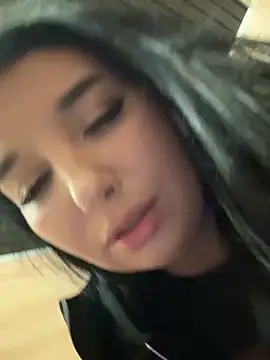 Tisha Busty online show from December 17, 2025, 1:06 pm