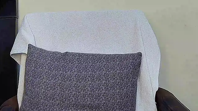 MIss-Naina online show from October 28, 2025, 8:18 am