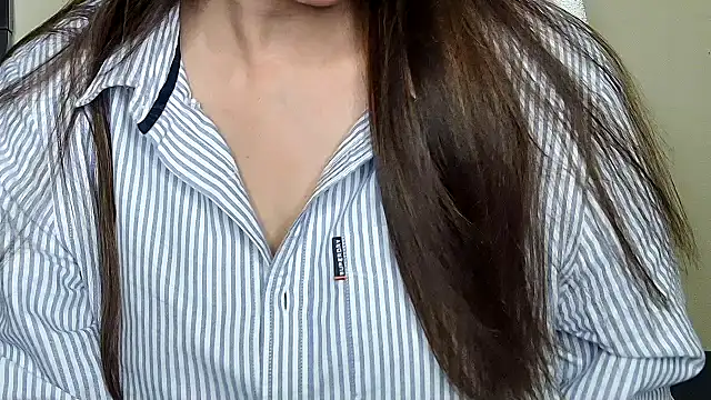 Snapshot of MIss-Naina chatting on April 13, 2026, 8:25 pm MIss-Naina online show from April 13, 2026, 8:25 pm