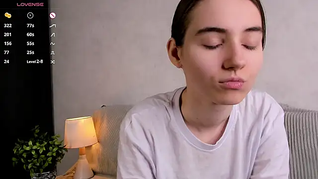 MeghanElson online show from December 25, 2024, 11:22 am