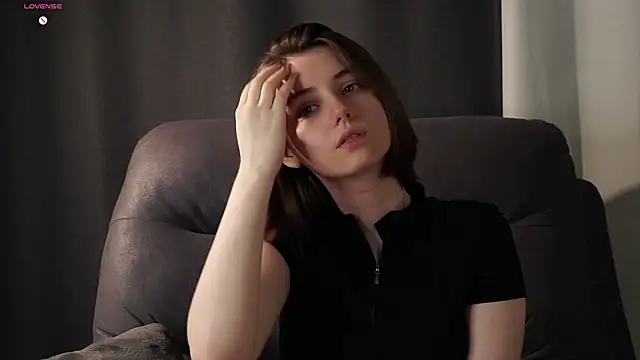 MeghanElson online show from March 28, 2026, 2:38 pm