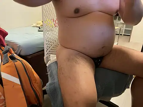 Snapshot of loinclothgay chatting on January 6, 2025, 6:25 am loinclothgay online show from January 6, 2025, 6:25 am