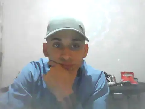 Snapshot of jonypijon222 chatting on November 18, 2025, 4:50 am jonypijon222 online show from November 18, 2025, 4:50 am