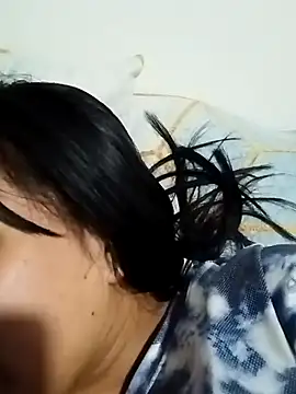  LATINA  online show from December 29, 2024, 3:33 am