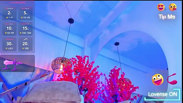 Snapshot of KimVelezz chatting on March 5, 2025, 6:23 pm KimVelezz online show from March 5, 2025, 6:23 pm