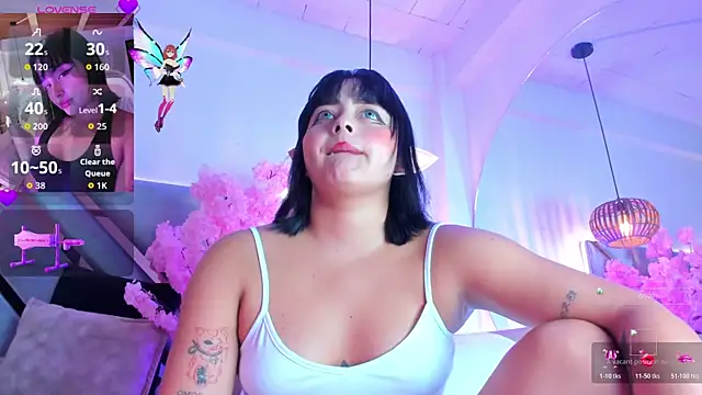 Snapshot of KimVelezz chatting on November 8, 2025, 7:12 pm KimVelezz online show from November 8, 2025, 7:12 pm