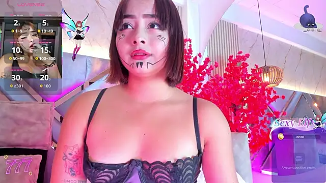 Snapshot of KimVelezz chatting on February 20, 2026, 4:40 pm KimVelezz online show from February 20, 2026, 4:40 pm