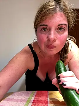 Snapshot of Lombada chatting on September 28, 2025, 8:36 pm Lombada online show from September 28, 2025, 8:36 pm