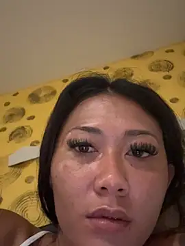 Snapshot of thai-dreamgirl chatting on February 4, 2026, 10:58 pm thai-dreamgirl online show from February 4, 2026, 10:58 pm