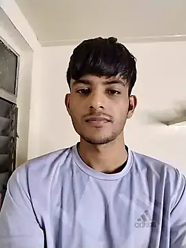 kingkartik7 online show from February 10, 2025, 8:42 pm